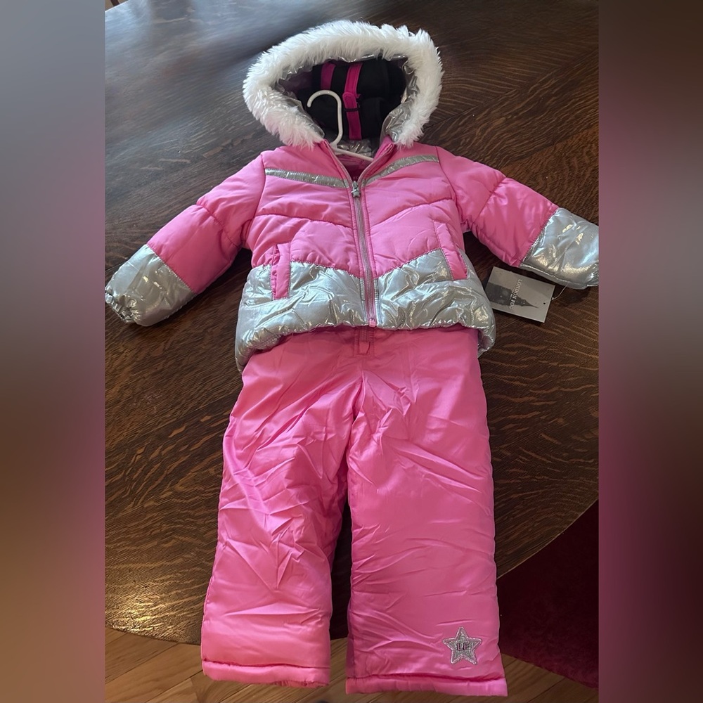 NWT London fog toddler snow suit size 3T